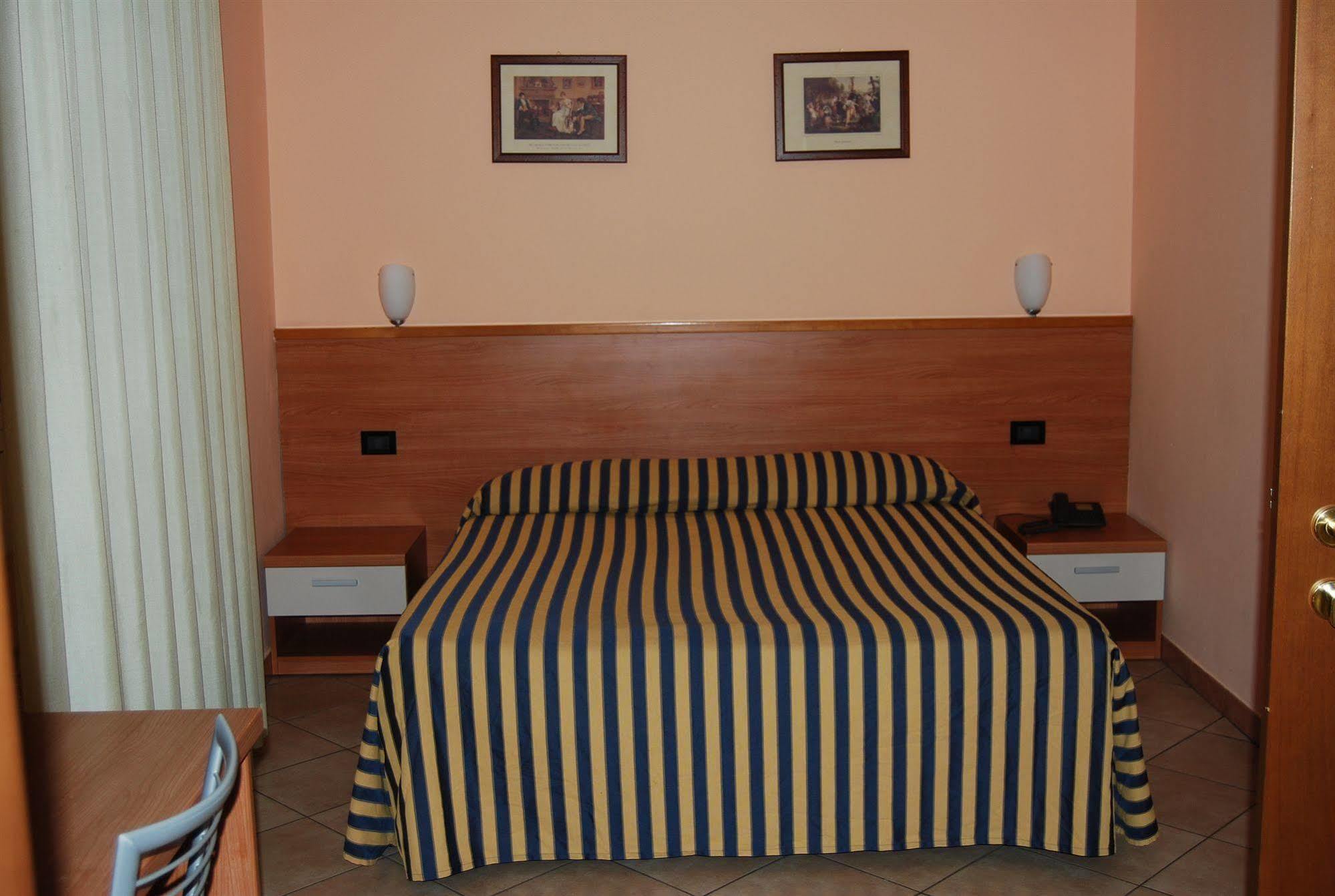 Albergo Salerno Milano Exterior foto